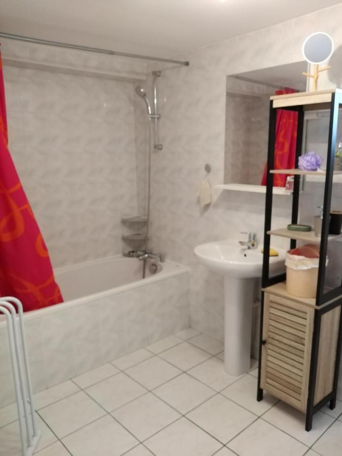 Appartement Chaleureux à la campagne à Saint-Germain-Laprade Extérieur photo