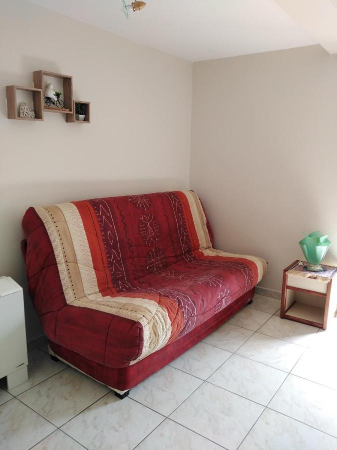 Appartement Chaleureux à la campagne à Saint-Germain-Laprade Extérieur photo