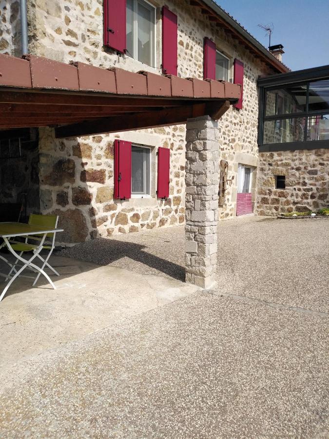Appartement Chaleureux à la campagne à Saint-Germain-Laprade Extérieur photo